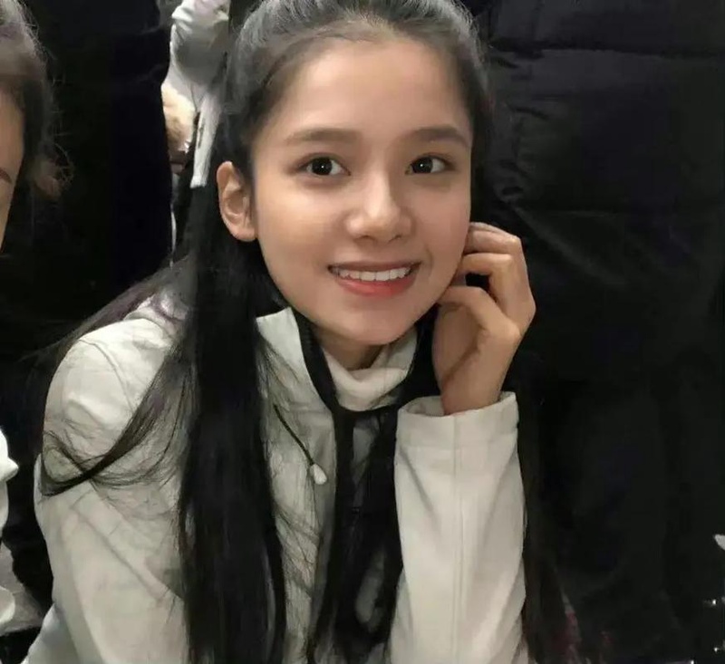 张婧仪
